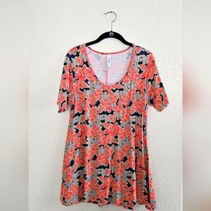 LuLaRoe Small "Perfect T" top